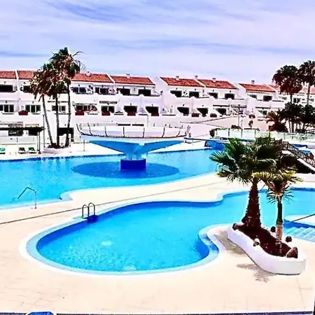 Parque Don Jose, Costa Del Silencio, Tenerife Apartmán