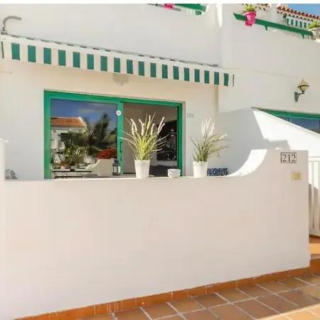 Parque Don Jose, Costa Del Silencio, Tenerife Apartmán