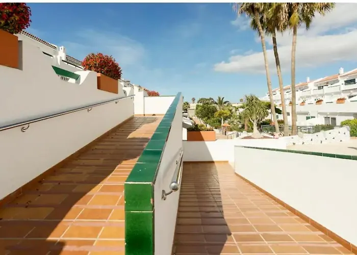 Апартаменты Parque Don Jose, Costa Del Silencio, Tenerife Коста-дель-Силенцио